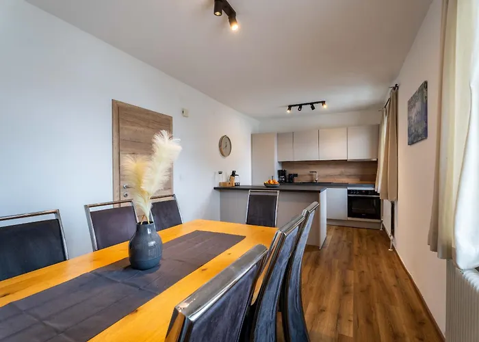 Gretl By We Rent *